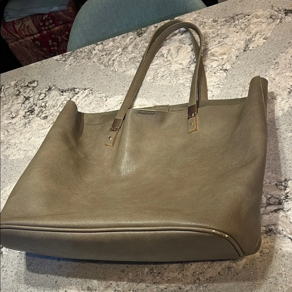 Elegant Sage Green Faux Suede Tote Bag OS
